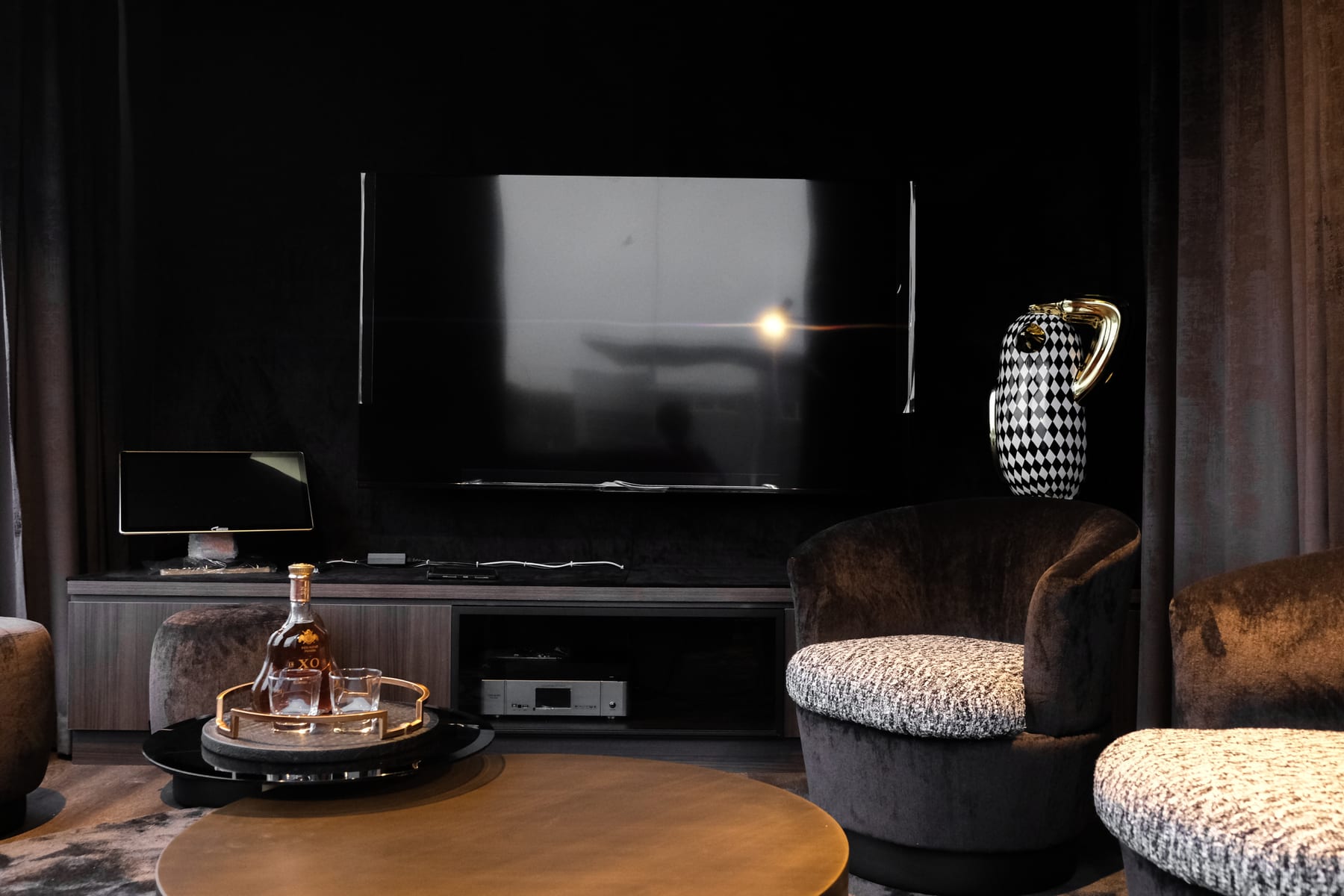 Austin Kiara II — view 7